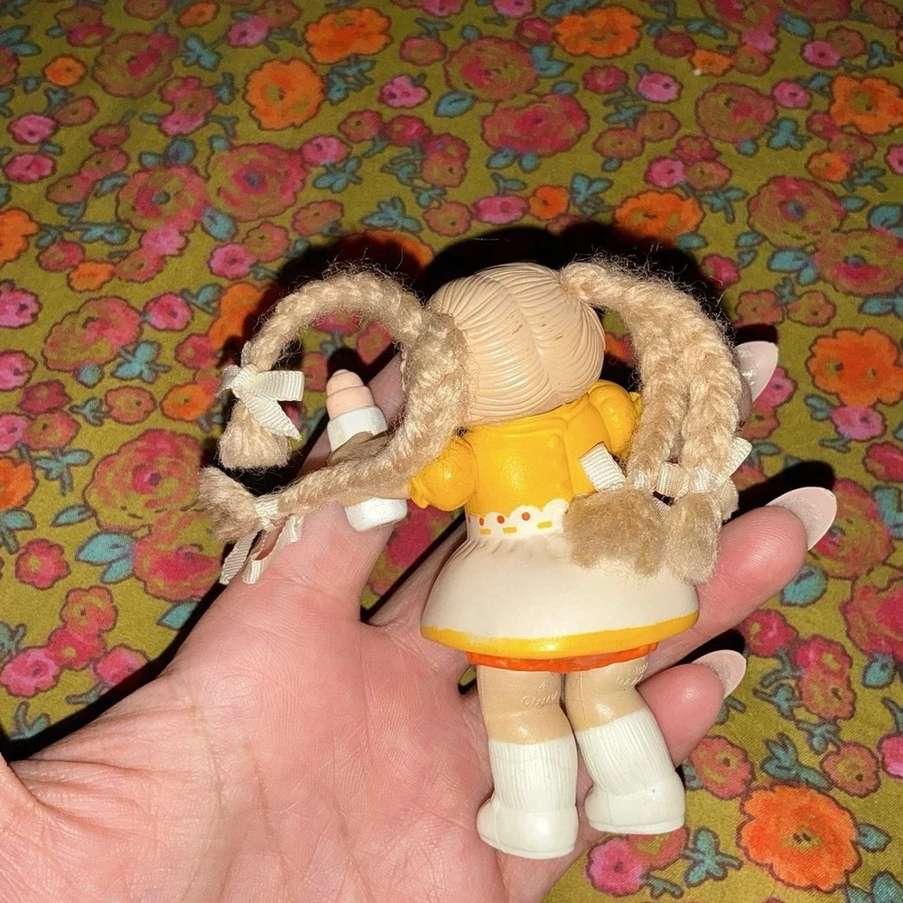 Vtg Cabbage Patch Kids GIRL Blonde Braids FIGURE  Bottle Figure 3